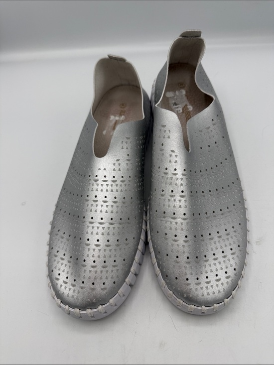 Ilse Jacobsen Shoes - ILSE JACOBSEN Silver Perforated Slip-On Flats